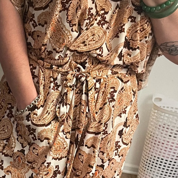 Veronica M Open Back Romper - Picture 7 of 11